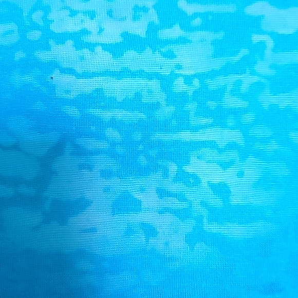 High/Low blue 💙 top - Picture 2 of 4